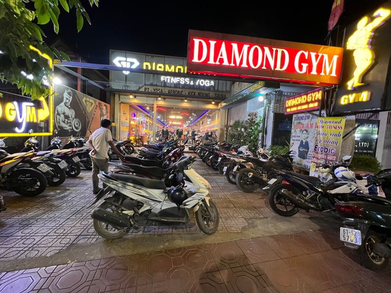 Diamon GYM - Fitness & Yoga Dĩ An