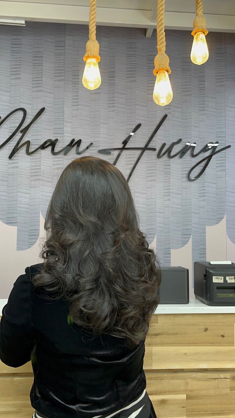 Salon Phan Hưng